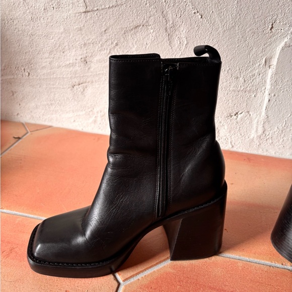 Aldo Black Leather Chunky Heel Ankle Boots - Picture 3 of 3